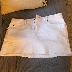 Gap mini skirt